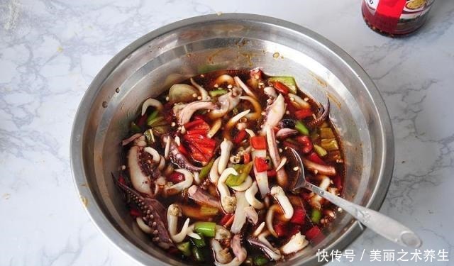 鲜活|三块钱一斤鲜活鸟贝,做成小麻辣小海鲜,麻辣鲜香,太下饭了!