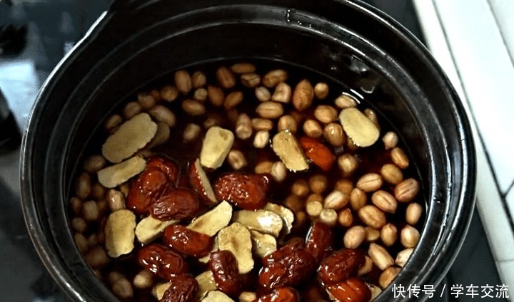 花生米|秋天，多喝此汤，几块钱做一锅，汤汁鲜美又大补，比牛羊汤还好喝