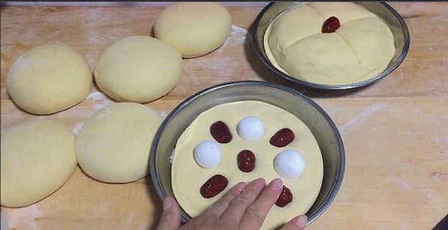 惊喜到我|喜欢吃玉米面的一定要收藏,这样做比面包还暄软香甜,比馒头简单