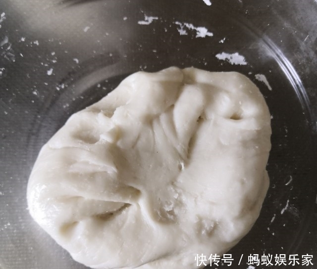  解馋|炸麻圆儿，用糯米粉就能做的简单小吃，解馋