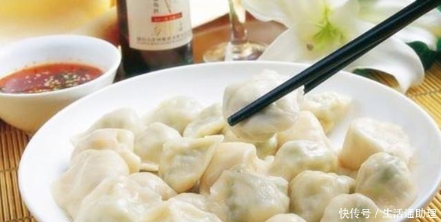 饺子馆|饺子馆里的饺子好吃，两种自制调味料是关键，商业版本，值得收藏