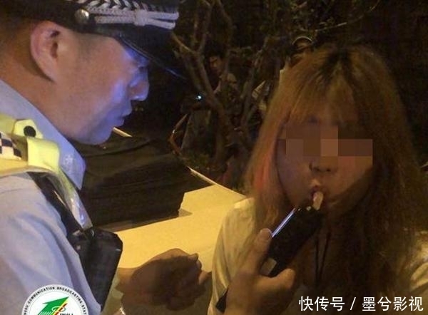  无证驾驶|20岁女大学生无证酒驾奔驰被抓！现场照片曝光！附详情！